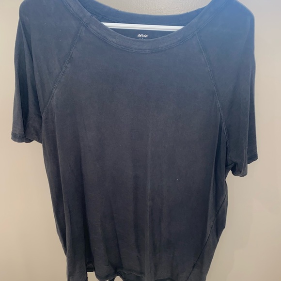 Aerie tshirts 4 for $50.00!!! - Picture 3 of 6